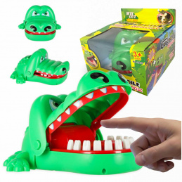 Aga Crocodile at the dentist arcade game