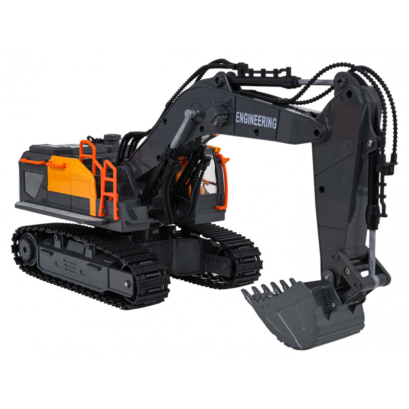 R/C excavator with a metal bucket and smoke function