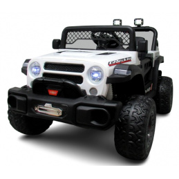 AUTO X17 R-SPORT WHITE Battery-powered car EVA LEATHER Remote control Lithium-ion battery