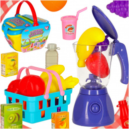 Picnic basket fruit juice drinks food snacks for a picnic