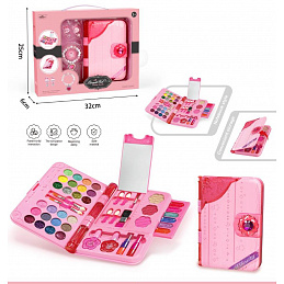 Portable Set for a Little Stylist + Accessories