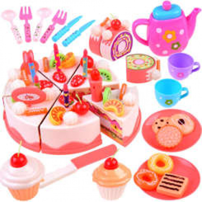 Birthday cake with accessories ZA3852