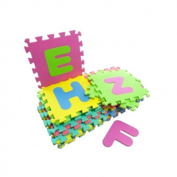 B38 FOAM PUZZLE 29X29 LETTERS 26pcs