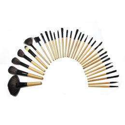 M1D SET OF 32 MAKEUP BRUSHES
